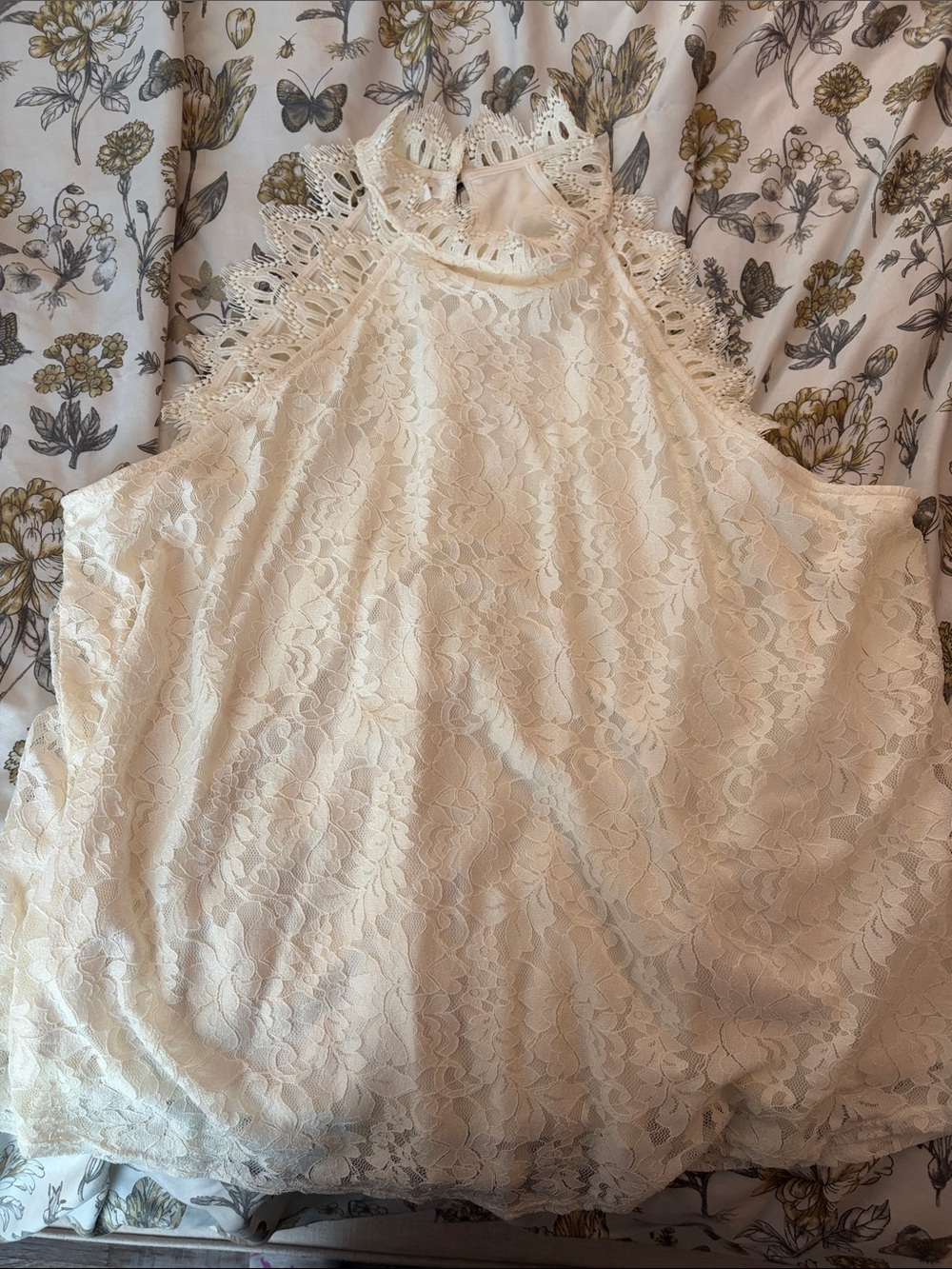 Maurice’s Lace High-Neck Sleeveless Top in Cream